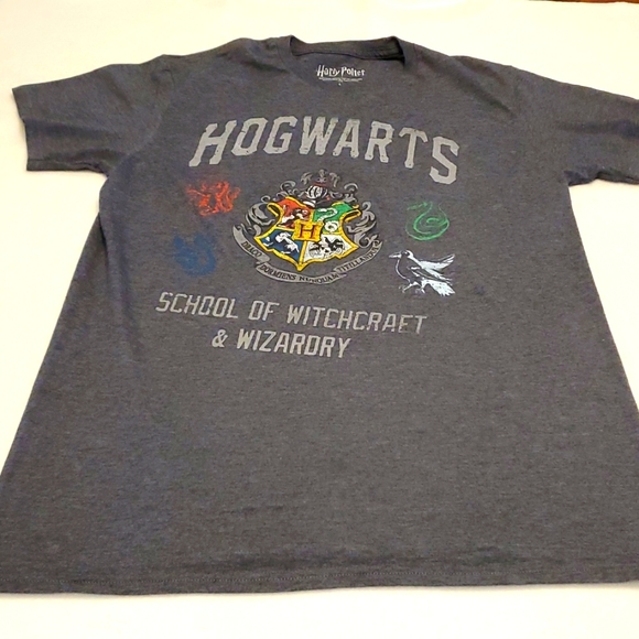 Hogwarts Harry Potter T Shirt - Picture 1 of 5